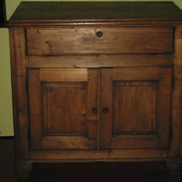 CREDENZA 589