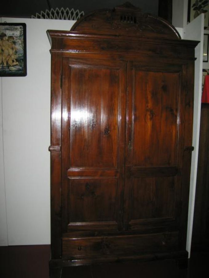 WARDROBE 814