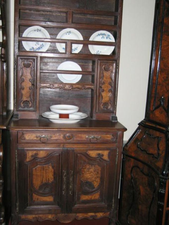 CREDENZA 579