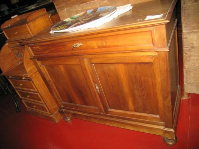 CREDENZA 608