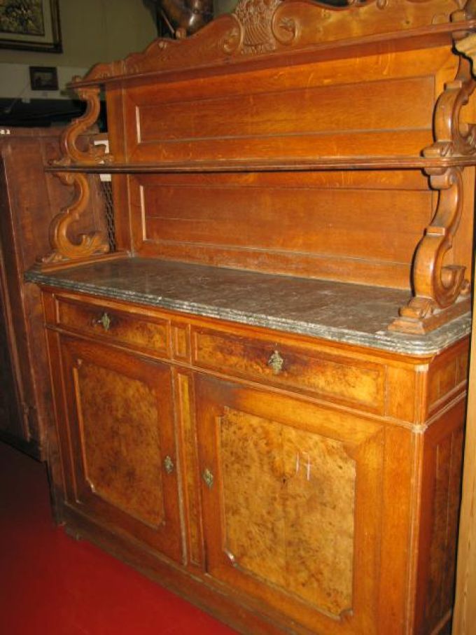 CREDENZA 585