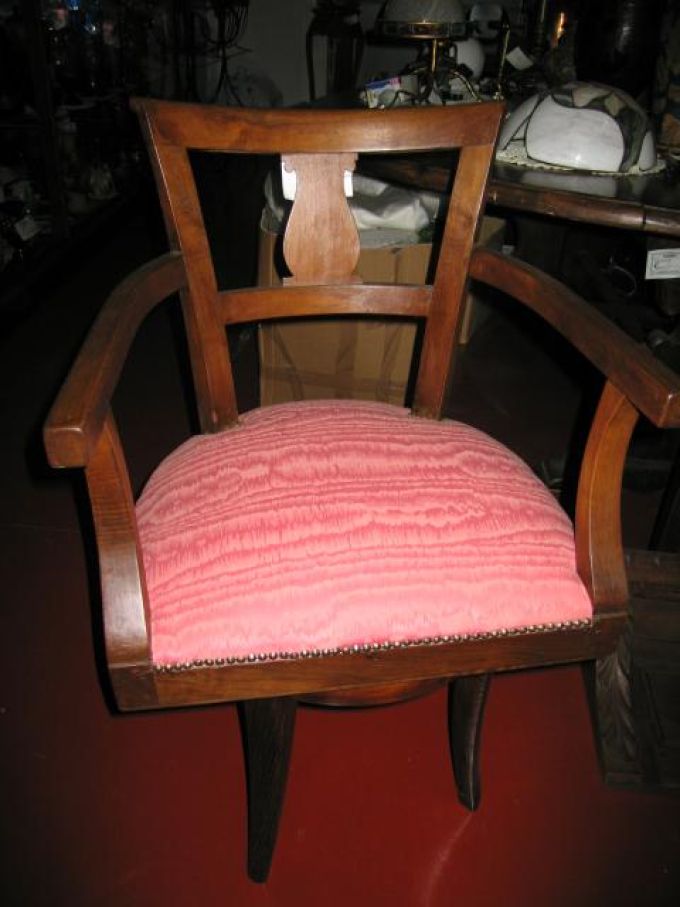 ARMCHAIR 40