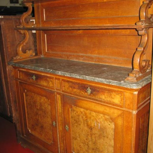 CREDENZA 585