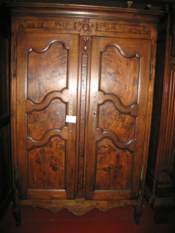 CREDENZA 574